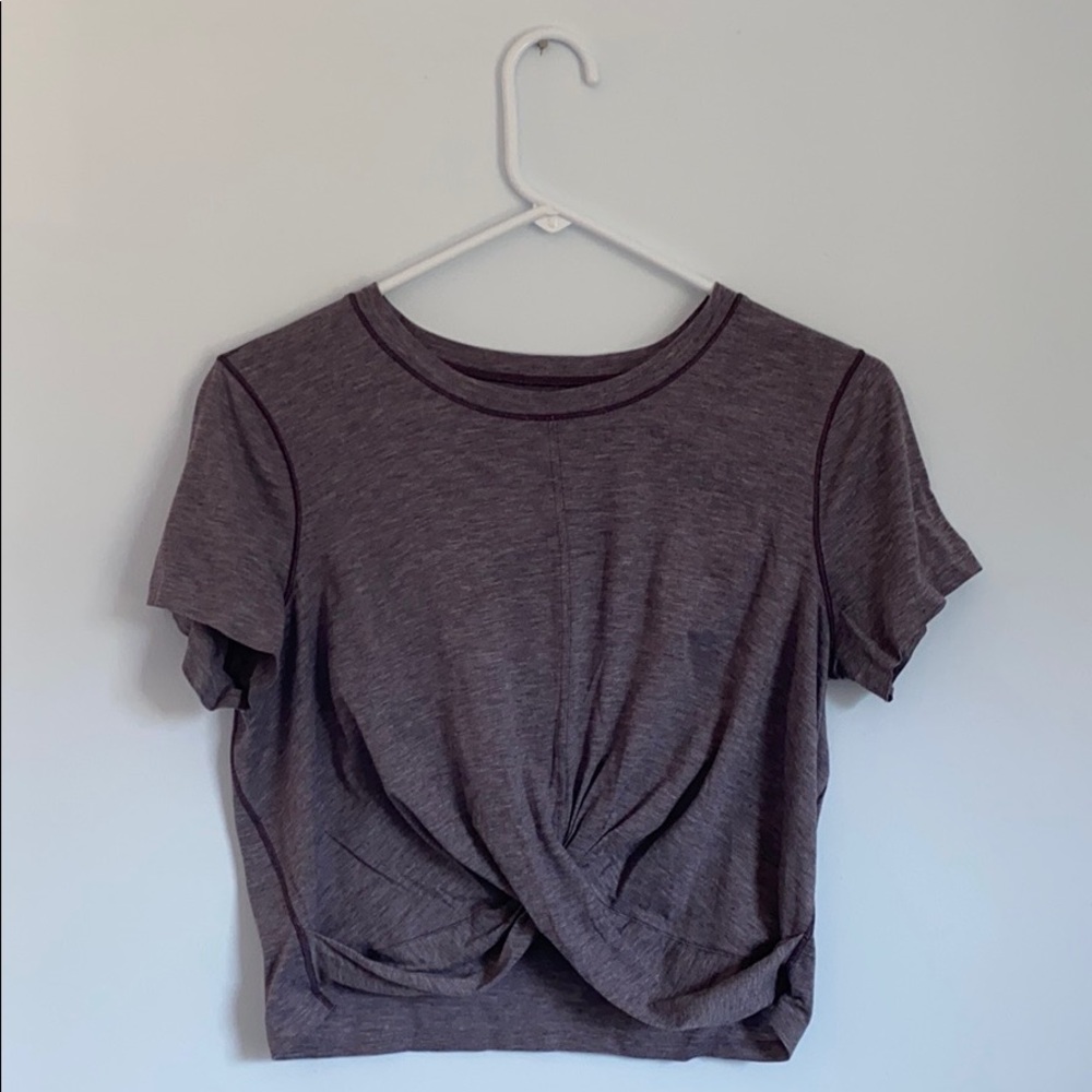 Lululemon top